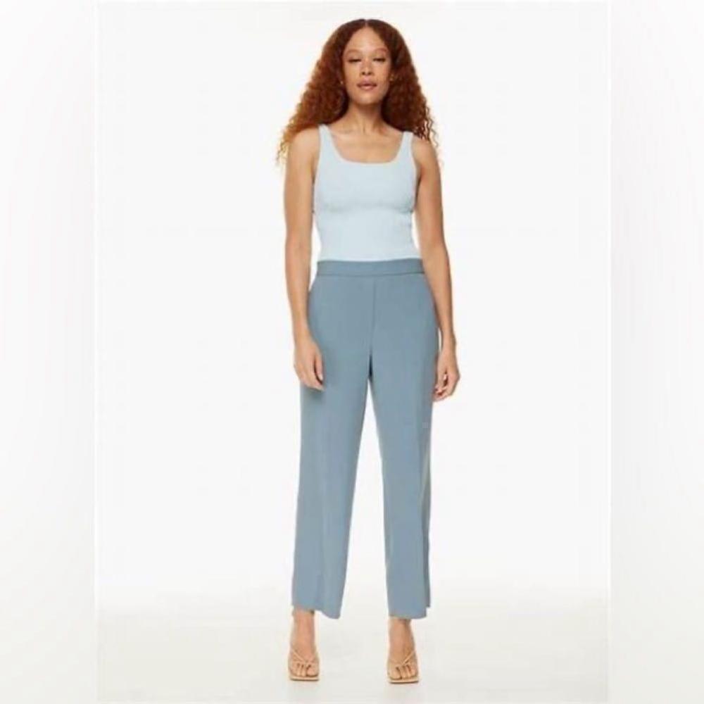 Aritzia Babaton
Conan Wide Pant career minimalist blue gray sz 8